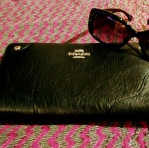 Coach Leather Wallet\Coach Sunglasses